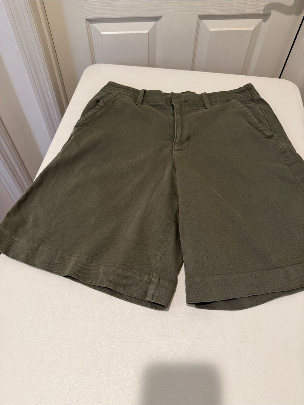 A/E High Rise Trouser Short 11” Inseam Stretch Olive Flat Front Pockets Preppy 8 - Picture 8 of 14